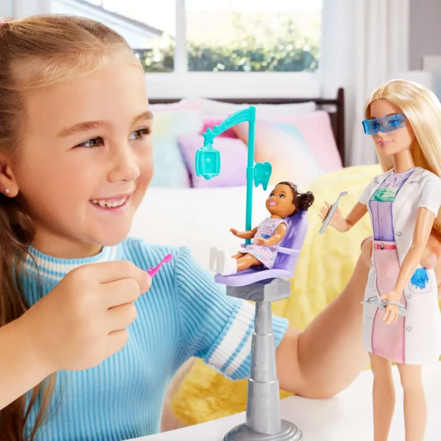 Barbie Dentist Doll Playset - Image 6