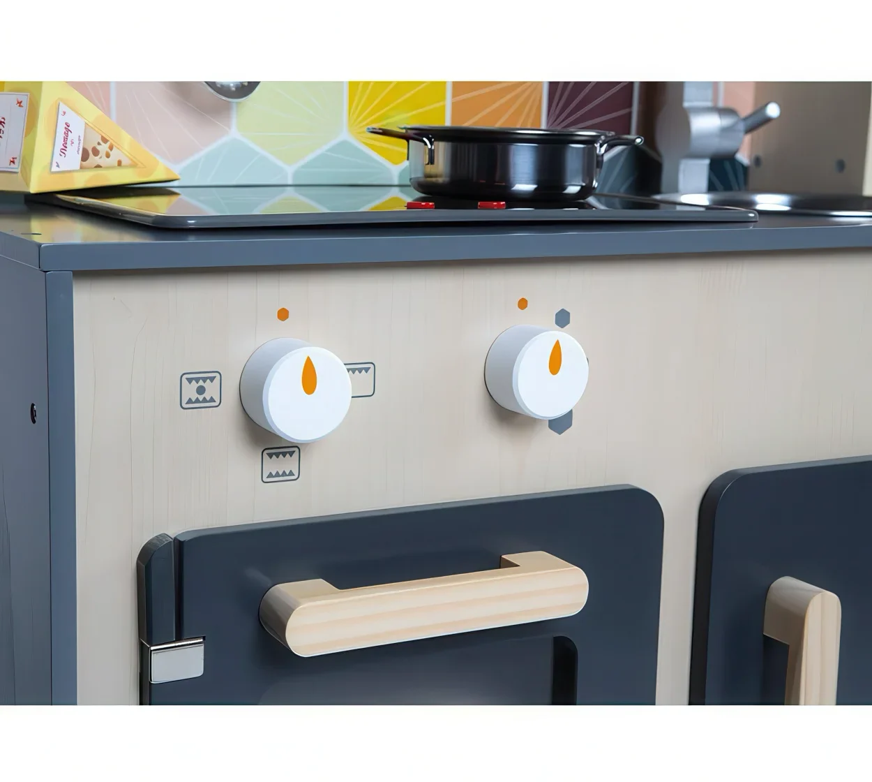 Janod Mozaic Big Cooker Play Kitchen - Image 6