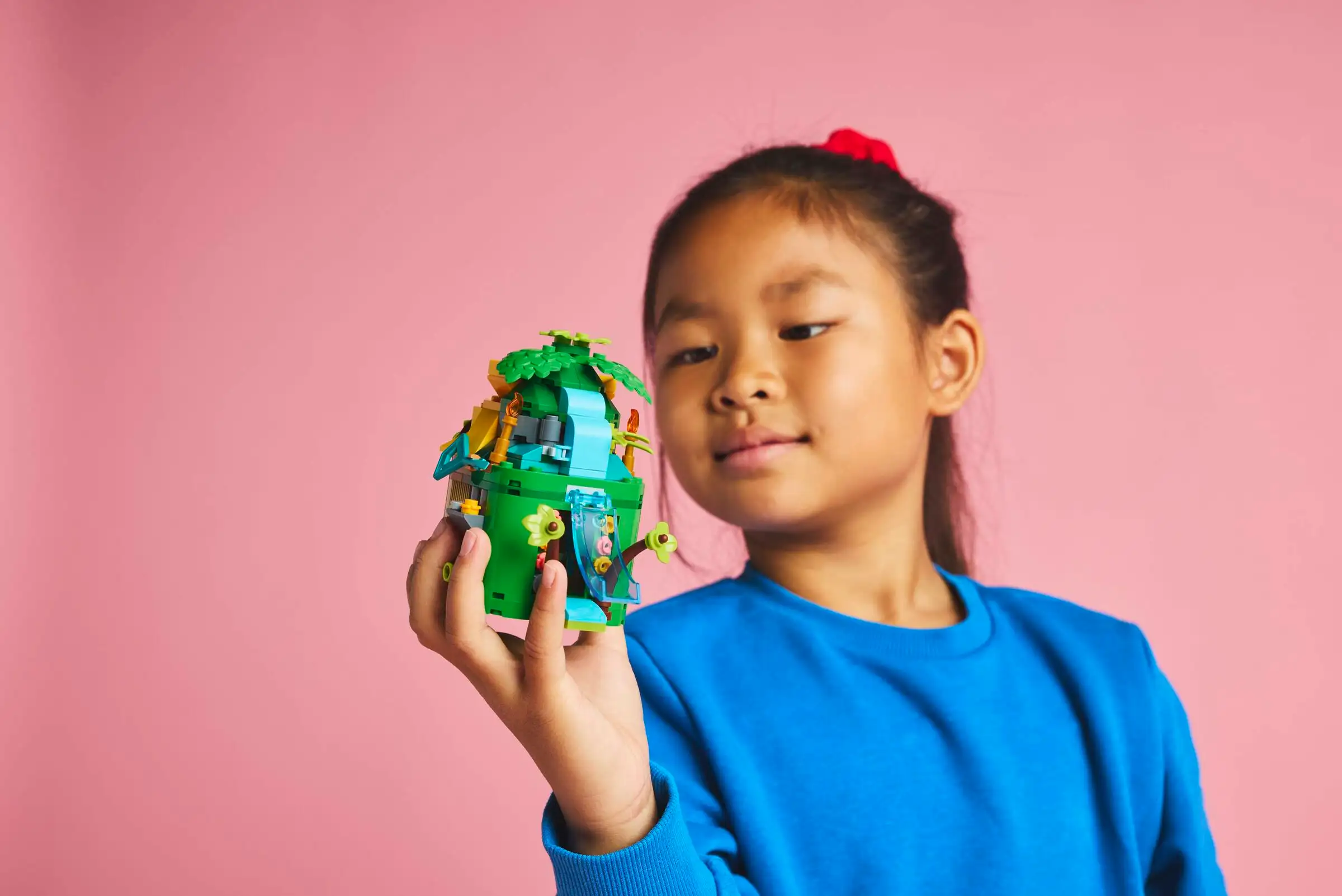 LEGO Disney 43260 Moana's Island Fun - Image 9