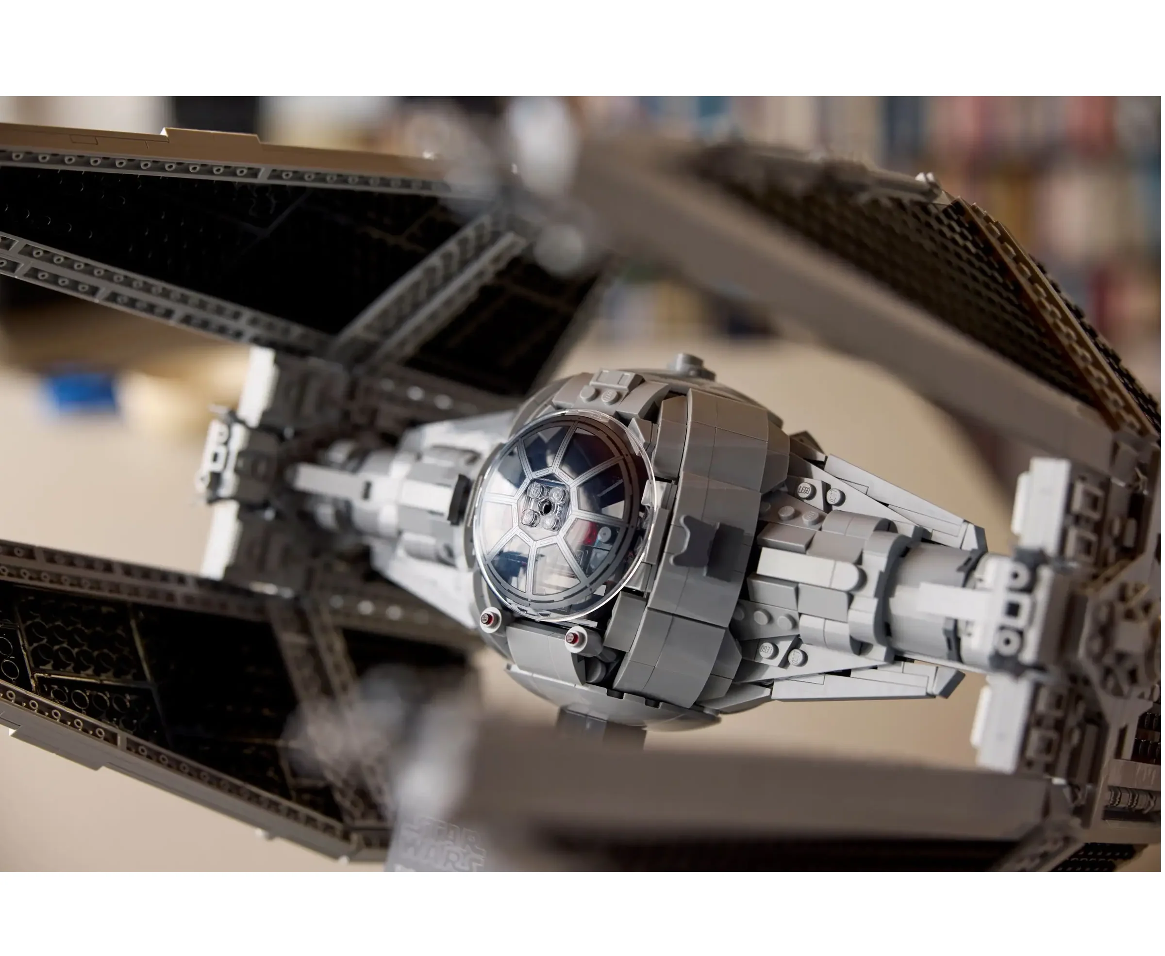 LEGO Star Wars 75382 TIE Interceptor™ - Image 11