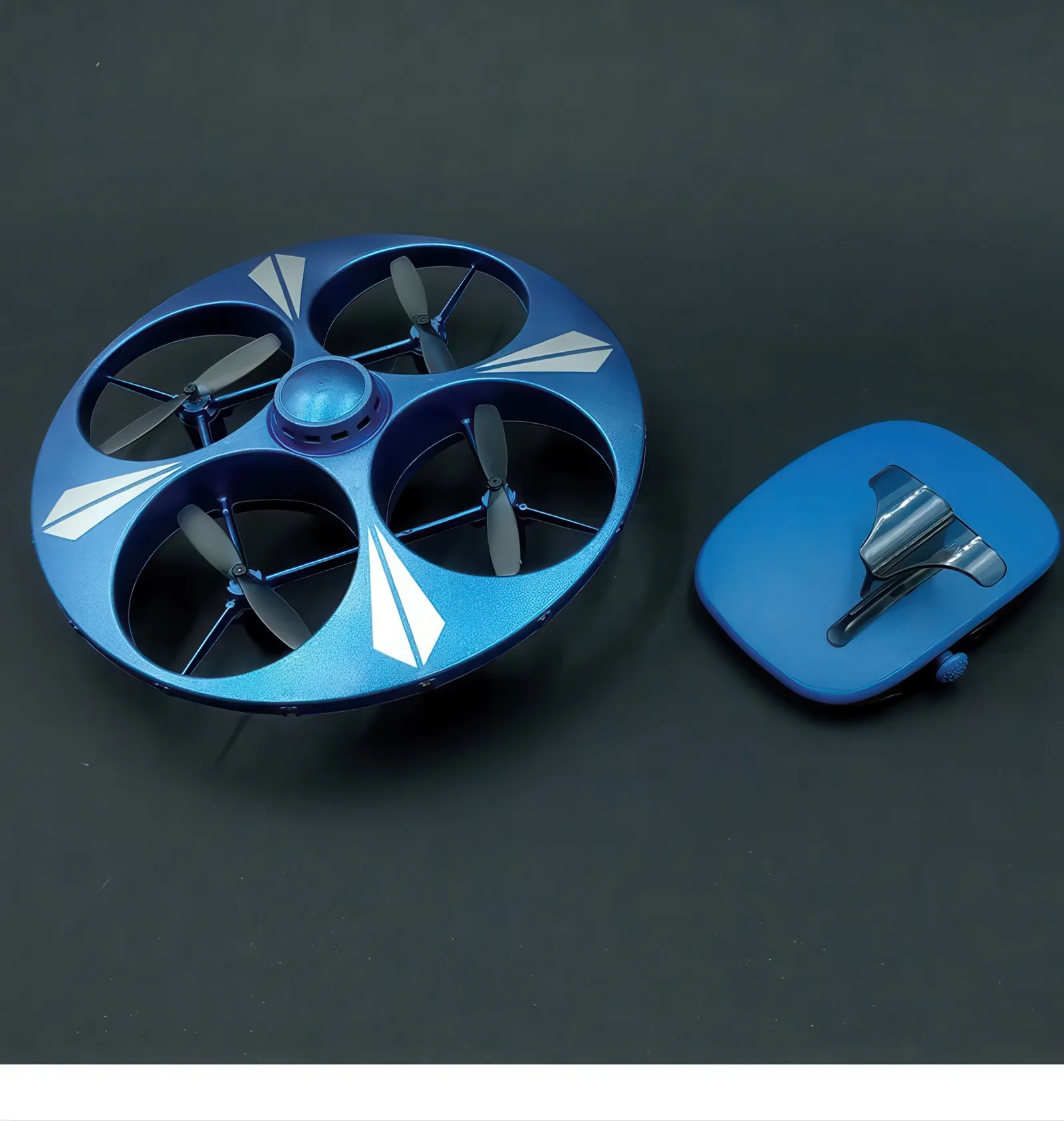 RED5 Motion Control UFO Quadcopter - Image 3
