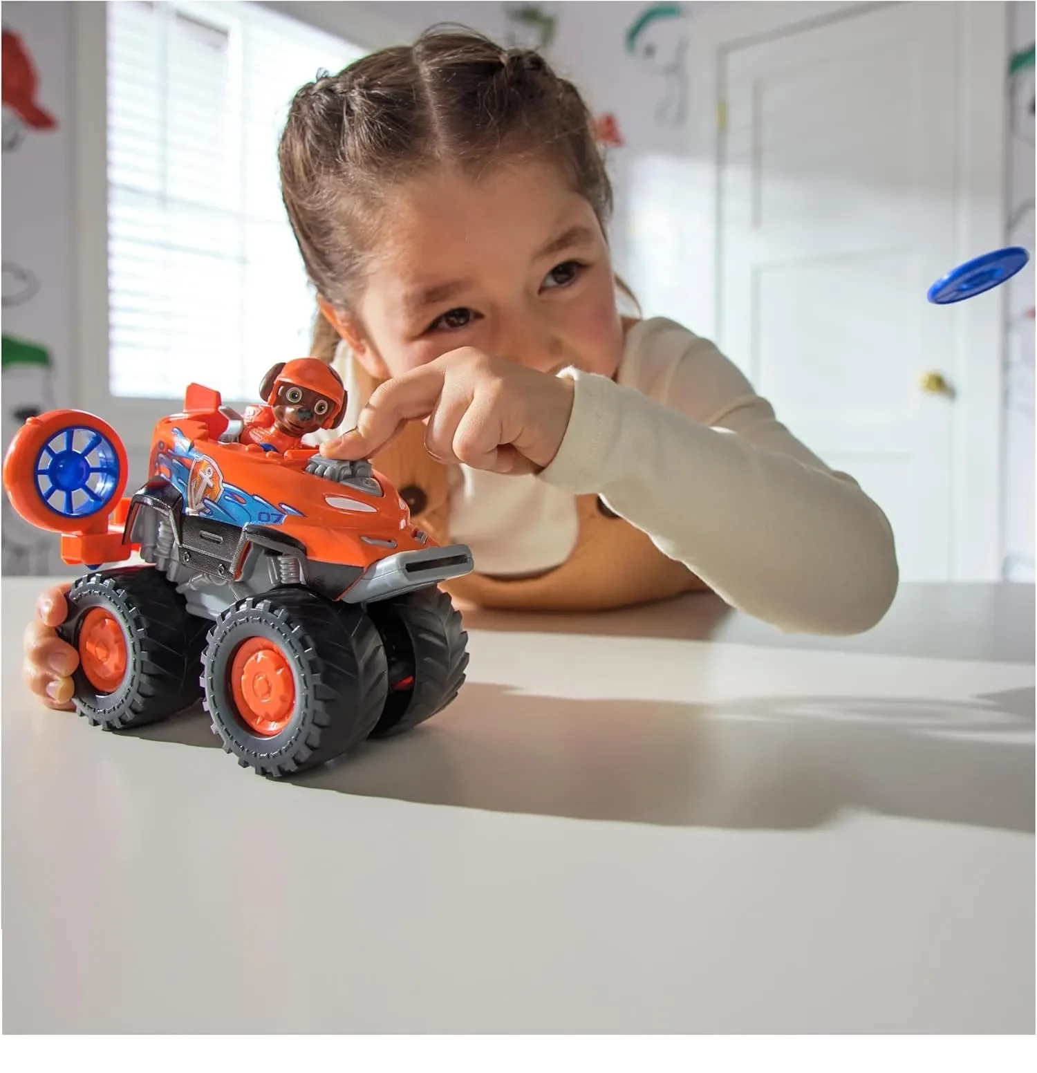 PAW Patrol Zuma Rescue Wheels Hovercraft - Image 7