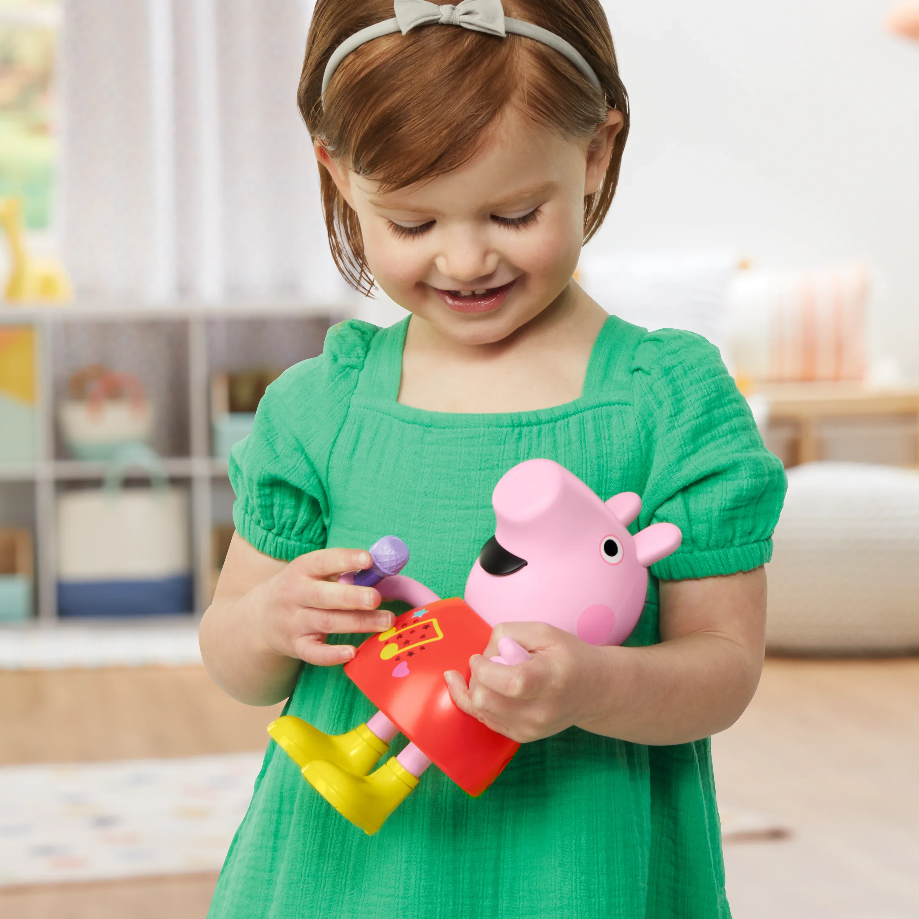 Peppa Pig Talk & Sing Peppa Doll - Image 10