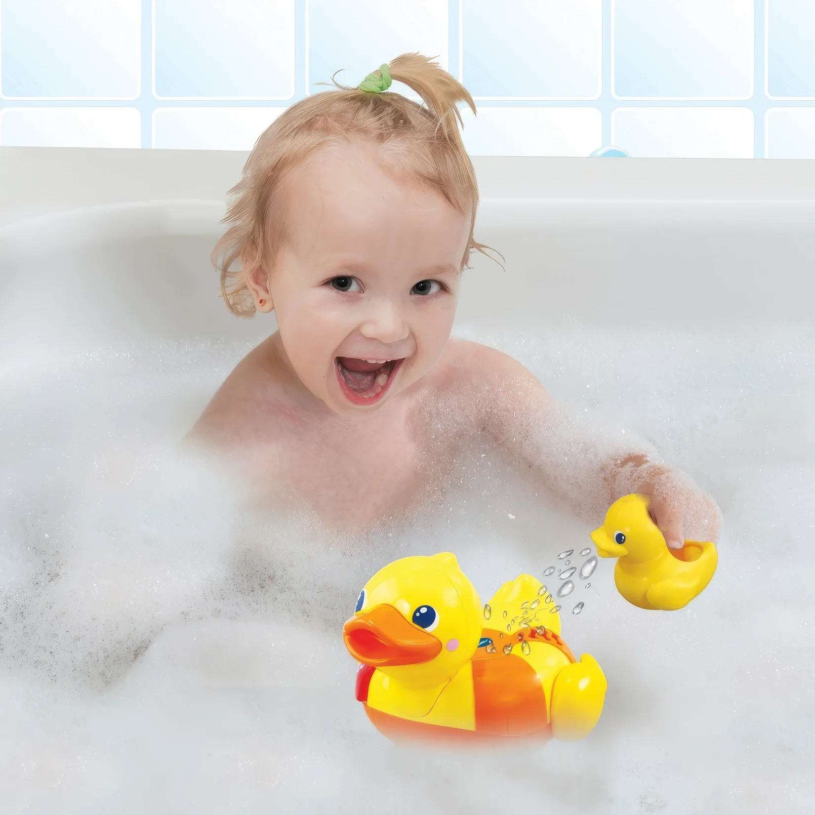 Vtech Bath Toy Float & Splash Duck - Image 3